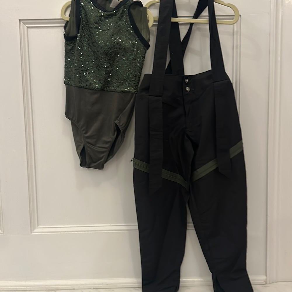 Weissman olive green and black costume IC hip hop jazz 2 piece